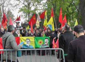 Kurds staging rally outside the CoE building