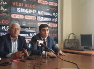 Republican lawmaker does not know any political force that appeared in political arena without offering pre-election bribe