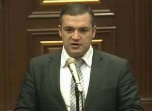 Meal components are discussing in rusty pot what to do next! Emotional speech by Tigran Urikhanyan