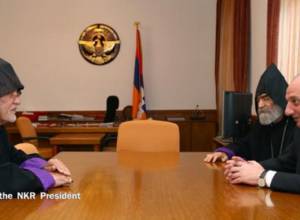Bako Sahakyan receives prelate of the Tehran Diocese
