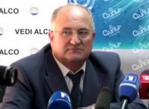 Samvel Nikoyan says his son wanted to return to Armenia from Boston but changed his decision after he learnt about ceasefire agreement