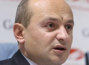 Stepan Safaryan: Discourse with Levon Ter-Petrosyan may be advantageous to Serzh Sargsyan