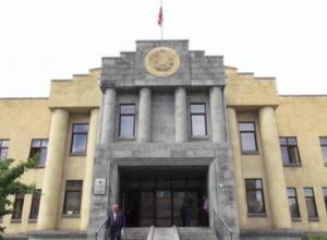 Հանձնաժողովի նախագահը դատապարտվեց 1 մլն դրամով