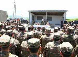 Bako Sahakyan visits battalion composed of freedom fighters