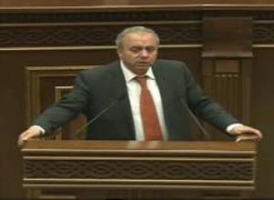 Ինչո՞ւ ինքնաթիռներում չի հնչում հայերենը. Հրանտ Բագրատյանի ելույթը
