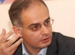 Levon Zurabyan wonders how Hovik Abrahamyan is going to fight against corruption