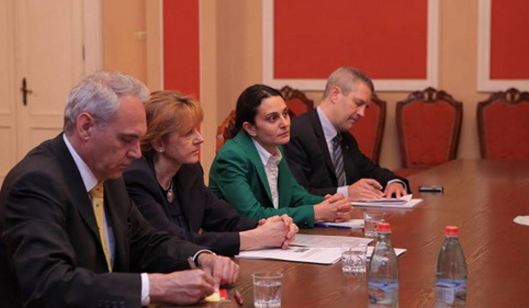 f17af29a-7eba-46d2-9cb1-0348473d0d67