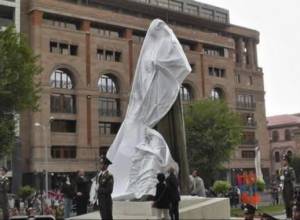 Nzhdeh’s statue unveiled by his great grandchild