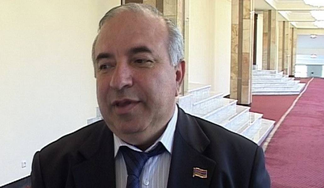 faabb305b8f7d51115b8fb8a5435019c