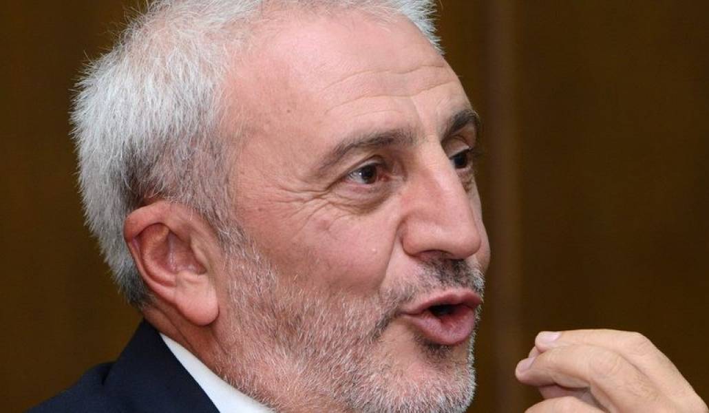 b987c9e2a99c151d73d3cf4dd3d8666e