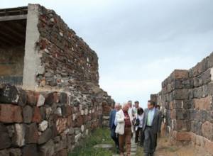 В «Эребуни» продолжаются раскопки армяно-французской экспедиции