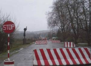 Upper Lars checkpoint to remain closed for a day or two