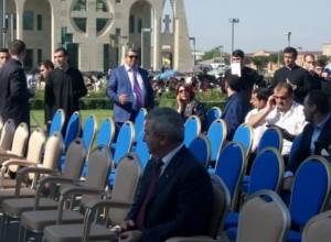 Arakel Movsisyan listening to liturgy