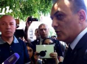 Գագիկ Բեգլարյանը հանդիպեց տաքսու վարորդներին