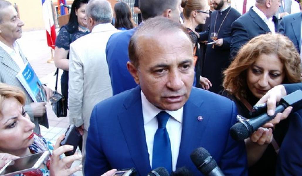 Hovik-Abrahamyan-nkar