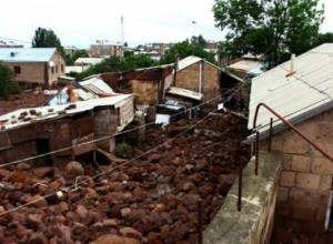 Mayor of Artik doesn’t believe losses of residents