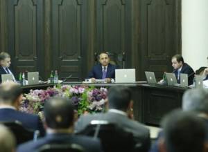 Վարչապետը հայեցի կրթական ծրագրեր է պահանջում