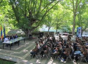 Շարմազանովը դասախոսություն է կարդացելՀադրութի Տող գյուղում