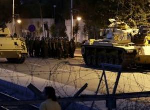 Turkey military coup attempt thwarted, Erdogan returns