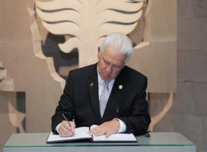 Congressman Jim Costa visits Tsitsernakaberd Memorial Complex in Yerevan