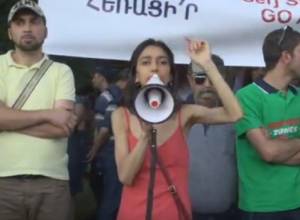 Կանանց կոալիցիան պահանջ է ներկայացնում