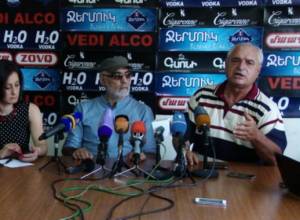 «Իշխանությունները Արմենչիկին թող բերեն՝ բանակցի»