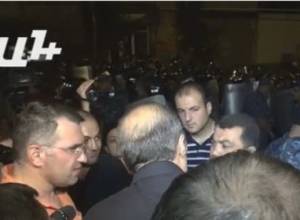 Armen Martirosyan and Andreas Ghukasyan arrested on suspicion of organizing mass disorders