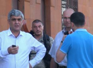 Վիտալի Բալասանյանը Վարուժան Ավետիսյանին. «Մի ջղայնացրու ինձ»