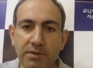Նիկոլ Փաշինյանը՝ «Նուբարաշենի» մոտ. ուղիղ