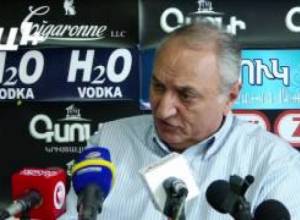 Հայաստանի տնտեսությունը կոմատիկ վիճակում է. Բոստանջյան