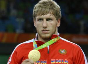 Հաղթանակս նվիրում եմ սահմանին կագնած հայ զինվորին և պատերազմի բոլոր զոհերին