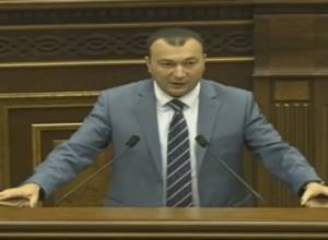 Officials get rich in a few years - Vahe Enfiajyan