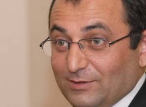 «Չեմ հավատում». վարչապետը՝ Արծվիկ Մինասյանին