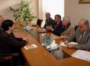 Քննարկվել է բեզոարյան այծի և ազնվացեղ եղջերուի փոխանակման հարցը