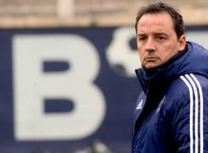 «Бананц» отказался от испанских тренеров