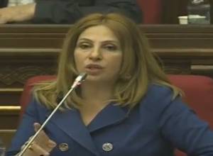 Զ. Փոստանջյանը Տ. Մուկուչյանին հիշեցրեց ապստամբության մասին
