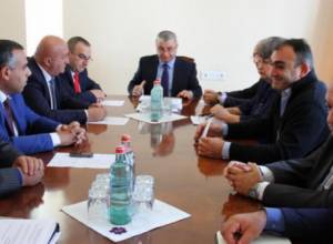 Принят на обсуждение законопроект об изменениях в Законе НКР о бюджете