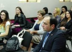 Ոչ քաղաքական կրթություն՝ ՀՀԿ քաղաքական դպրոցում
