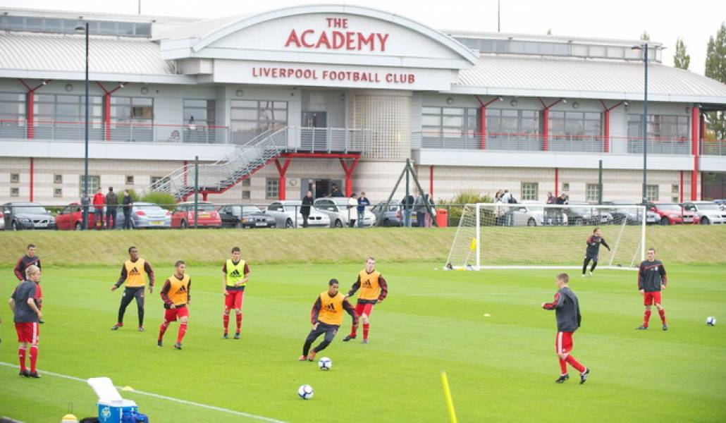 sport-patani-futbolist.