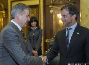 Armenian PM receives UN Resident Coordinator in Armenia