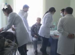 Ամբողջ գյուղը հավաքվել էր ամբուլատորիայում
