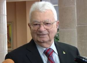 Մենդելեեւի աղյուսակի 118-րդ տարրը կկոչվի հայազգի ֆիզիկոսի անունով