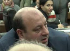 Հեծանիվով երթևեկող փոխնախարարը կունենա ծառայողական մեքենա