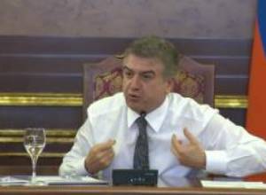 Այ մարդ, դուք ինձանից չինովնիկ եք. վարչապետ