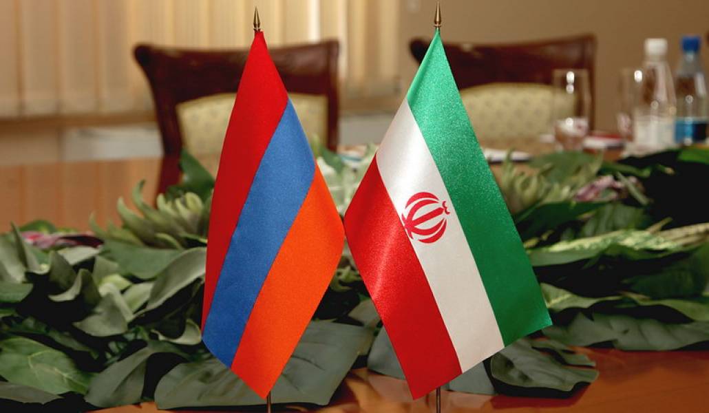 arm-iran-flag