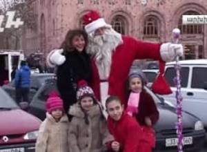 Տարոն Մարգարյանը դեմ է արհեստական տոնածառին