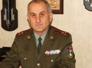 Արցախպրես. Մենք պատրաստ ենք և´ խաղաղության, և´ պատերազմի. Սենոր Հասրաթյան