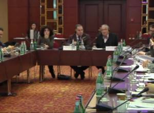 Այնպես դիմեք կնոջը, որ նա չմերժի. Ջոն Բեյթսը՝ հայ պաշտոնյաներին