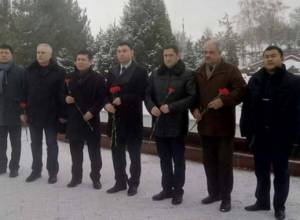 Ed. Sharmazanov visits memorial of victims of Political Repressions