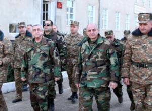 Serzh Sargsyan visits a number of military units
